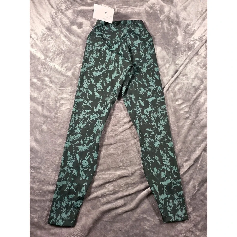 Nike nwt one